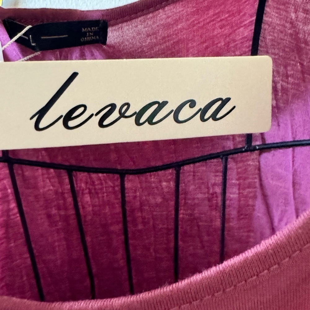 NWT Levaca fuchsia colored maxi dress, size large - Picture 6 of 10